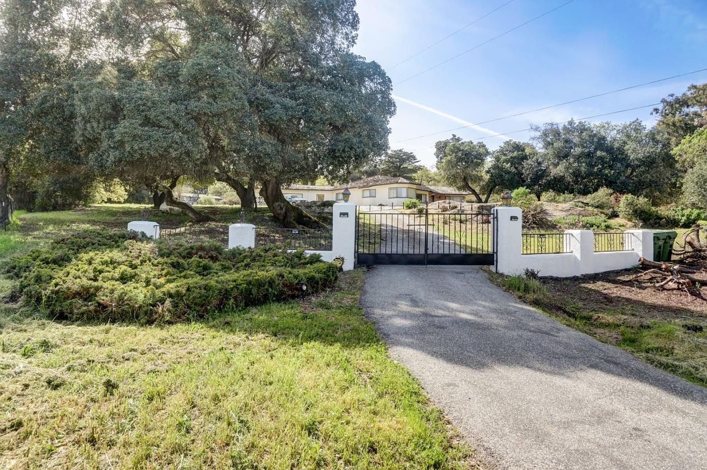 9375 Watsonville Rd Gilroy, CA 95020 - Thumbnail 3