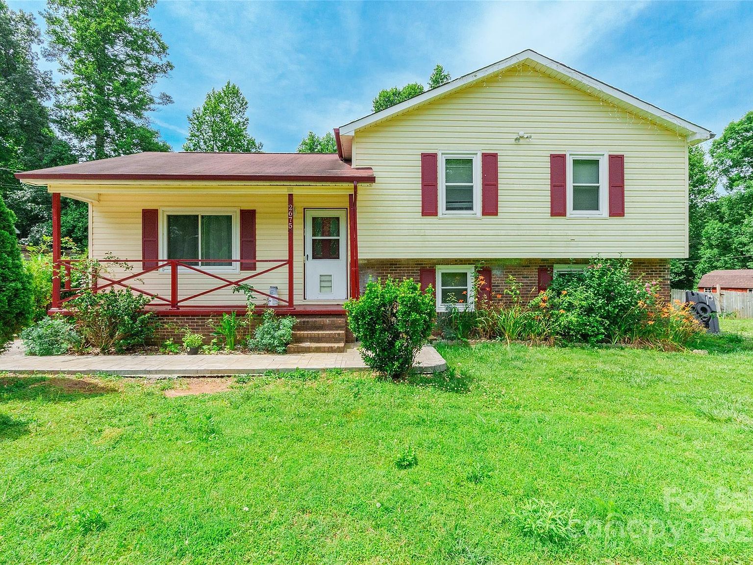 2675 Tablerock Rd Lenoir, NC 28645 - Thumbnail 3