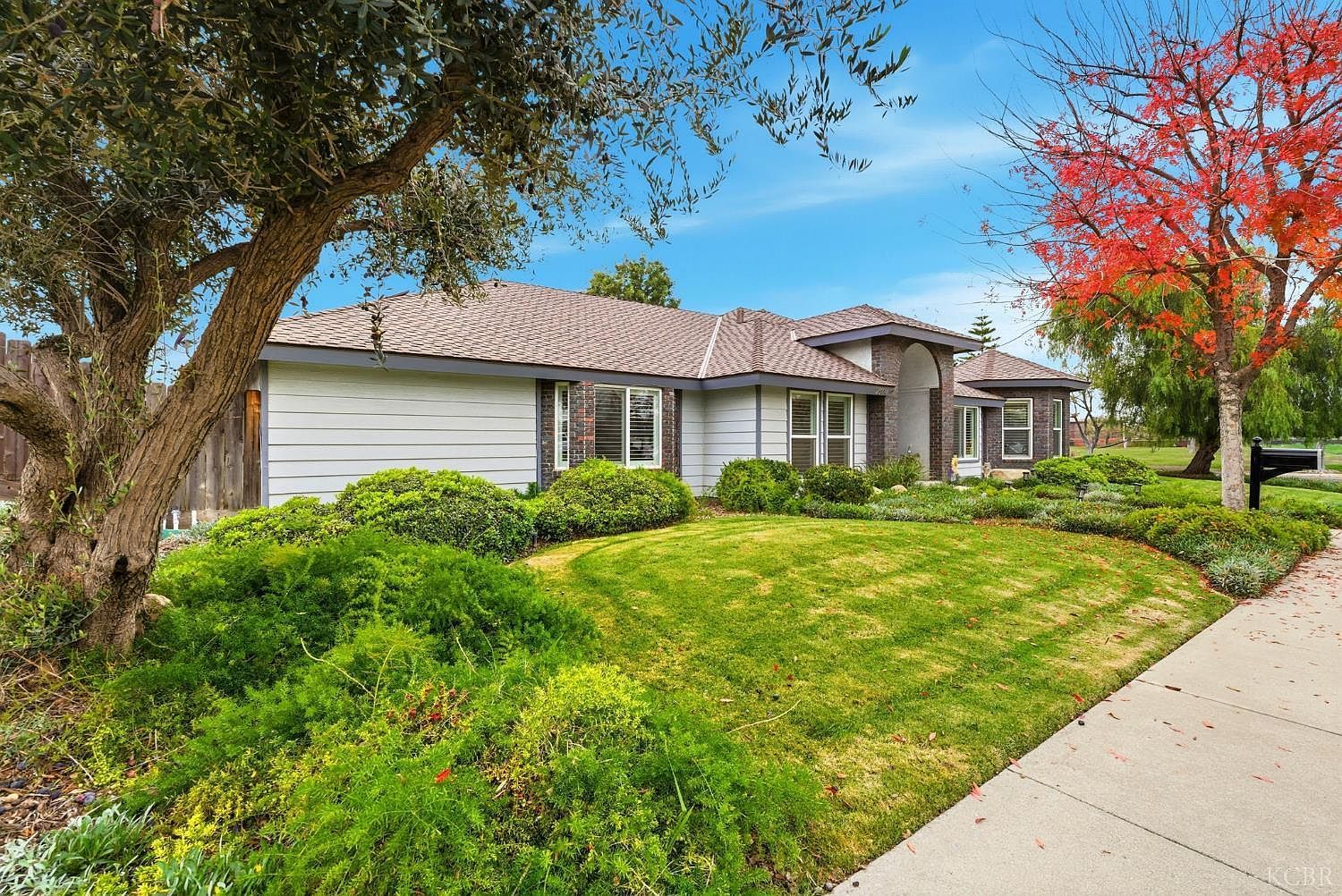 2504 N Kensington Way Hanford, CA 93230 - Thumbnail 3