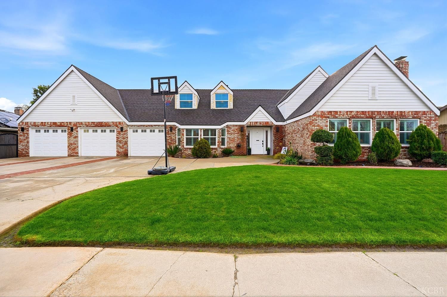 1145 Campus Dr Hanford, CA 93230 - Thumbnail 3