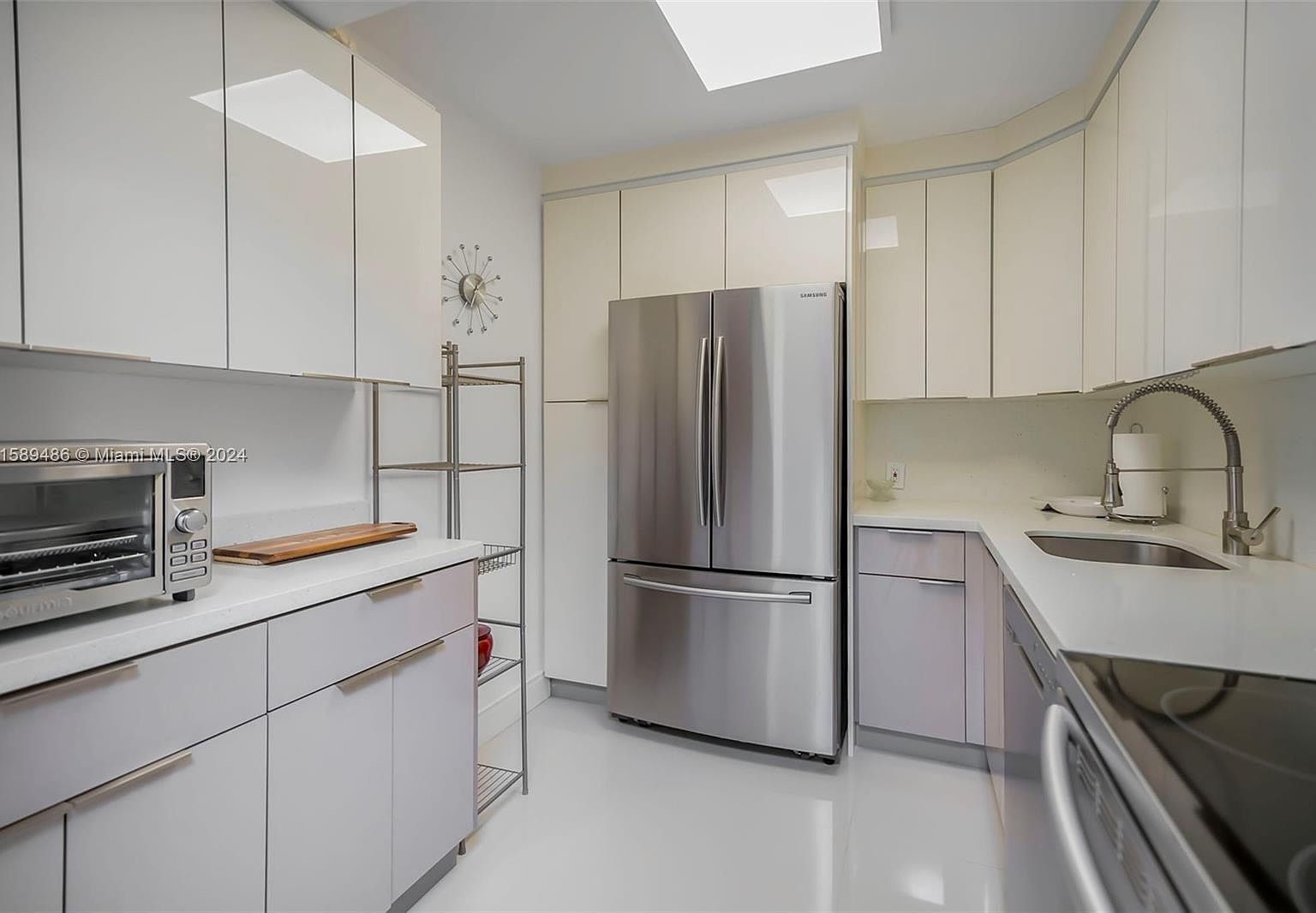 20301 W Country Club Dr APT 528 Aventura, FL 33180 - Thumbnail 3