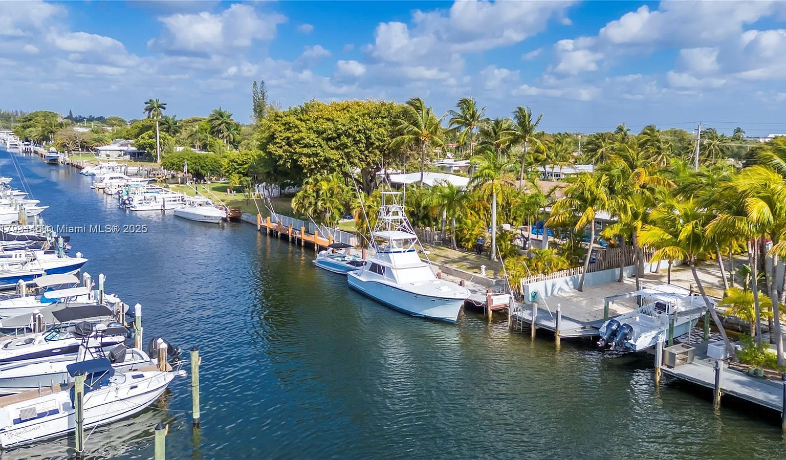 2740 NE 16th St Pompano Beach, FL 33062 - Thumbnail 3