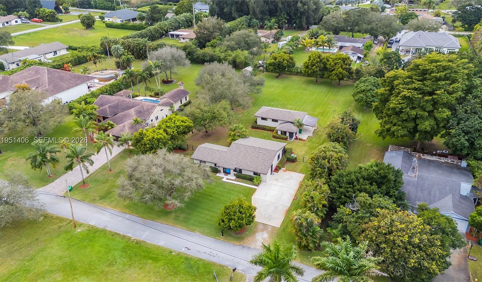 2751 SW 137th Ter Davie, FL 33330 - Thumbnail 3