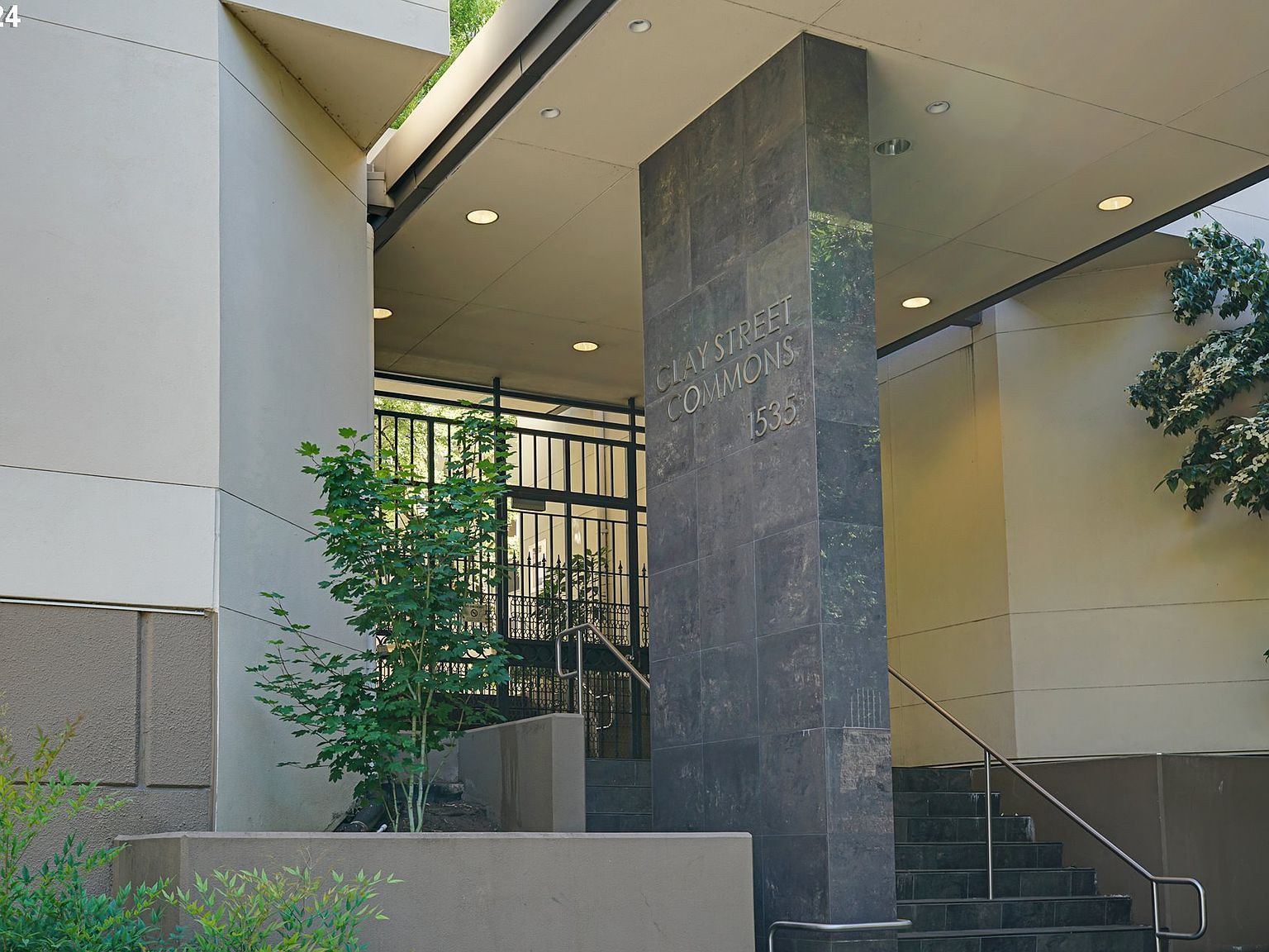 1535 SW Clay St APT 101 Portland, OR 97201 - Thumbnail 3