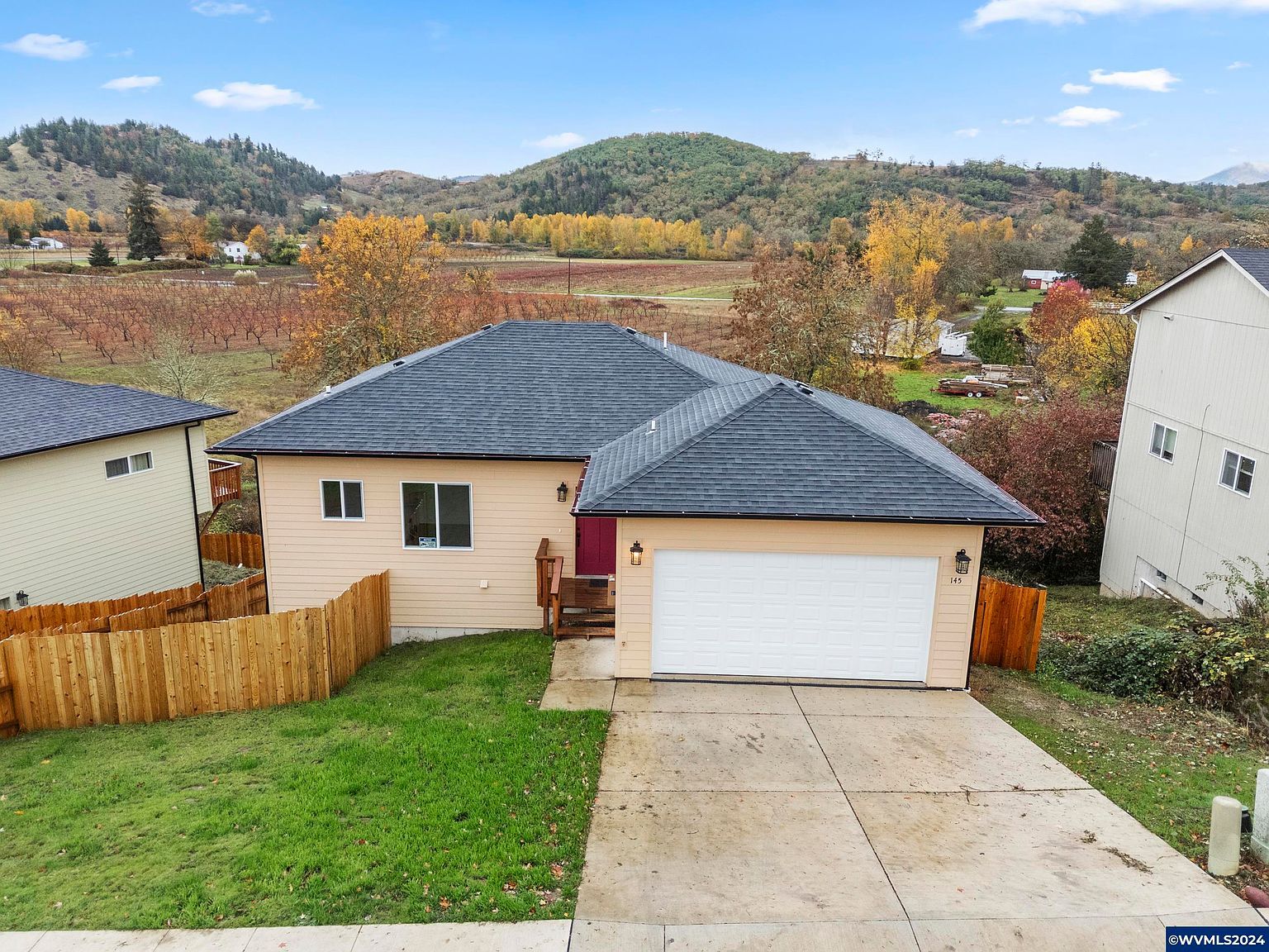 145 SE Lebleu Ln Winston, OR 97496 - Thumbnail 3