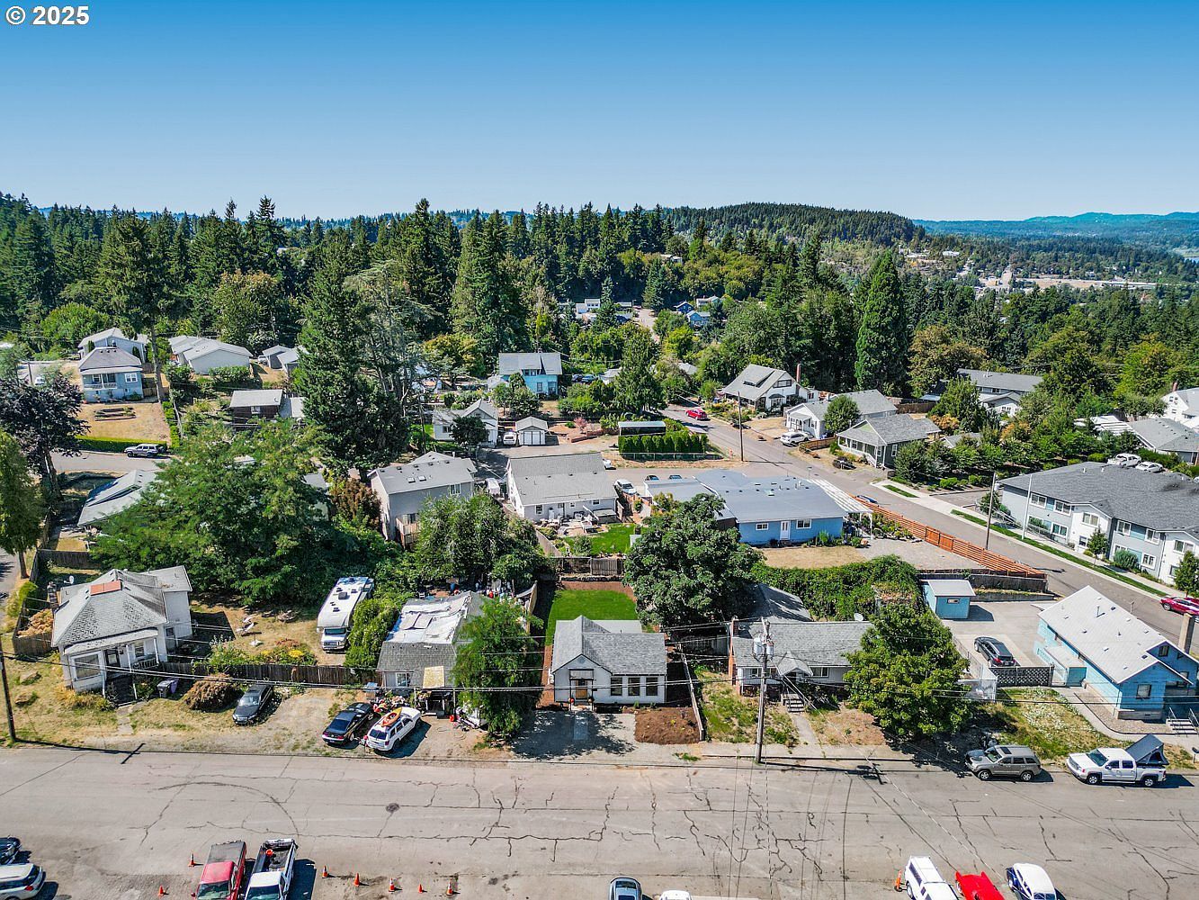 414 Pleasant Ave Oregon City, OR 97045 - Thumbnail 3