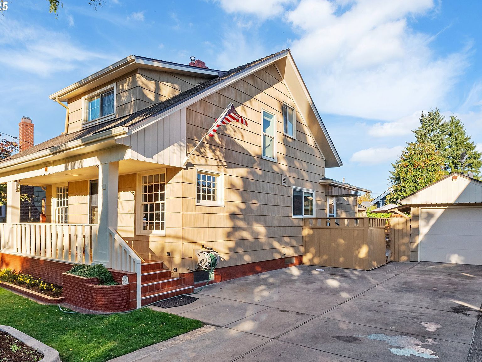 2924 NE 52nd Ave Portland, OR 97213 - Thumbnail 3