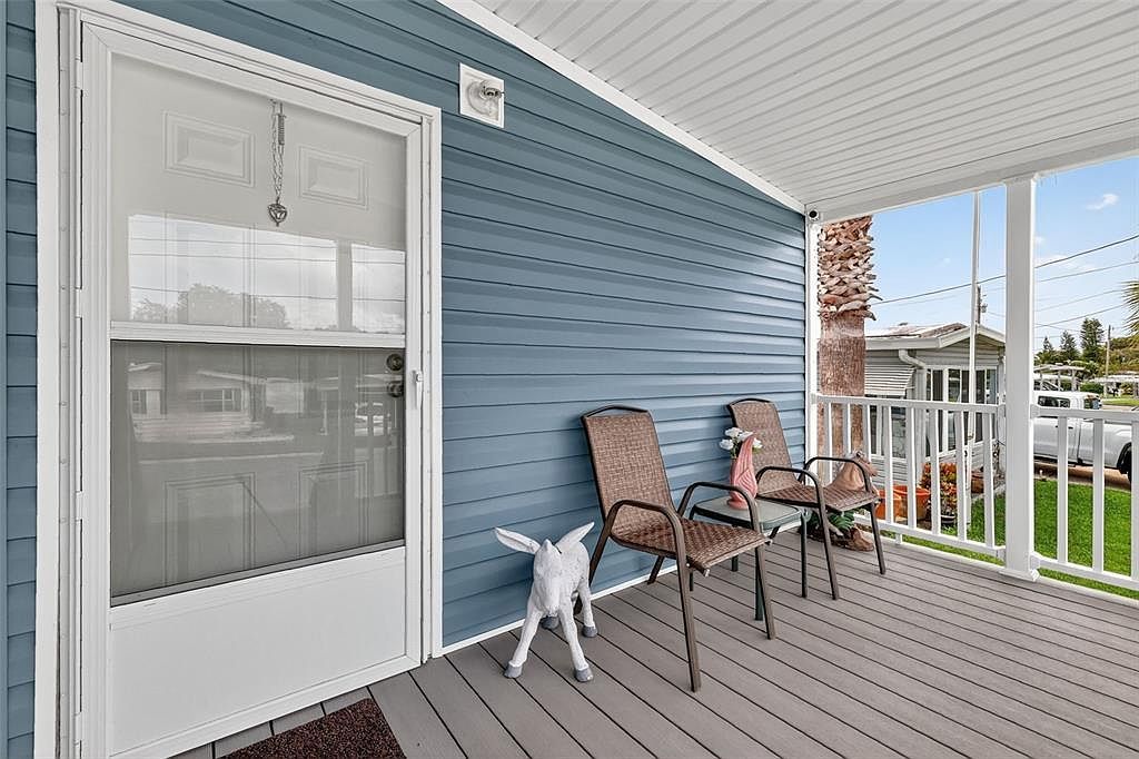 11634 Hickory Ln Tavares, FL 32778 - Thumbnail 3