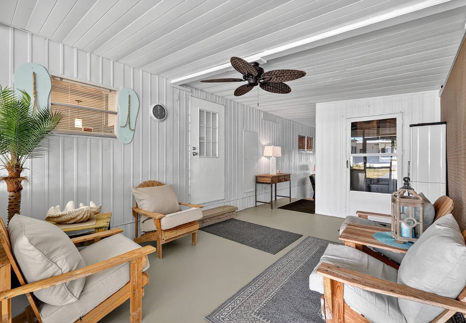 13042 Lemon Ave Grand Island, FL 32735 - Thumbnail 3