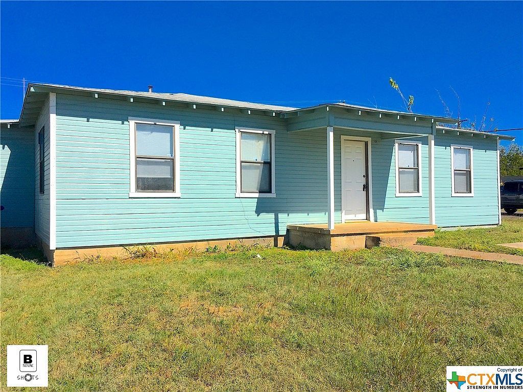 704 W Avenue B Copperas Cove, TX 76522 - Thumbnail 3