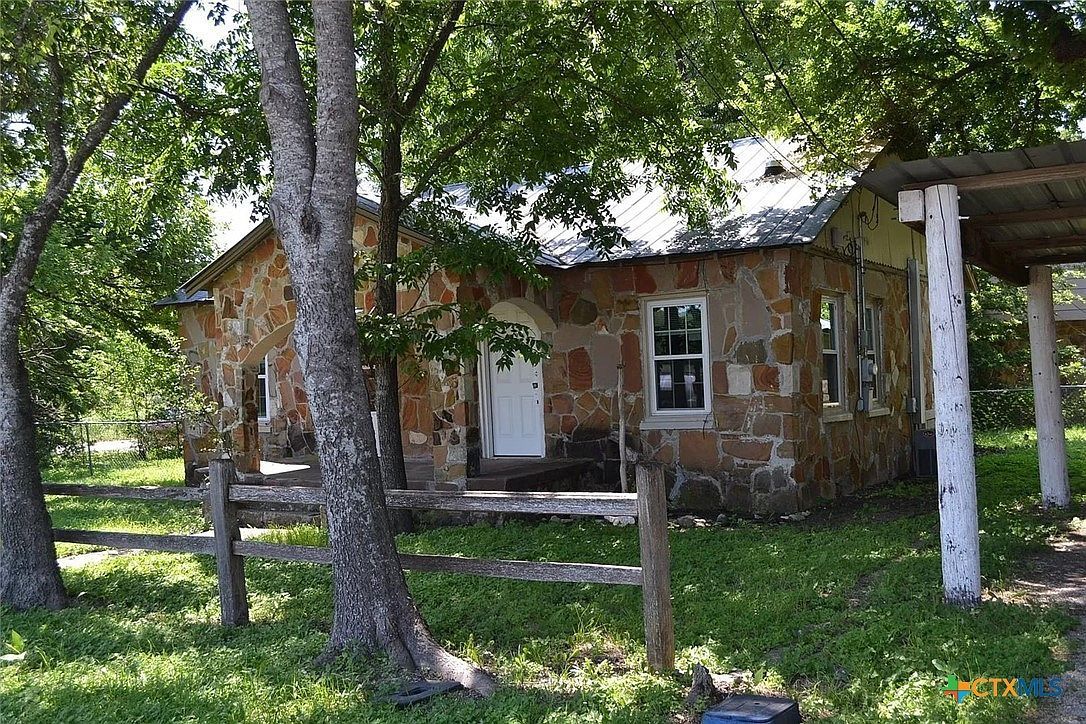 408 E North Ave Lampasas, TX 76550 - Thumbnail 3