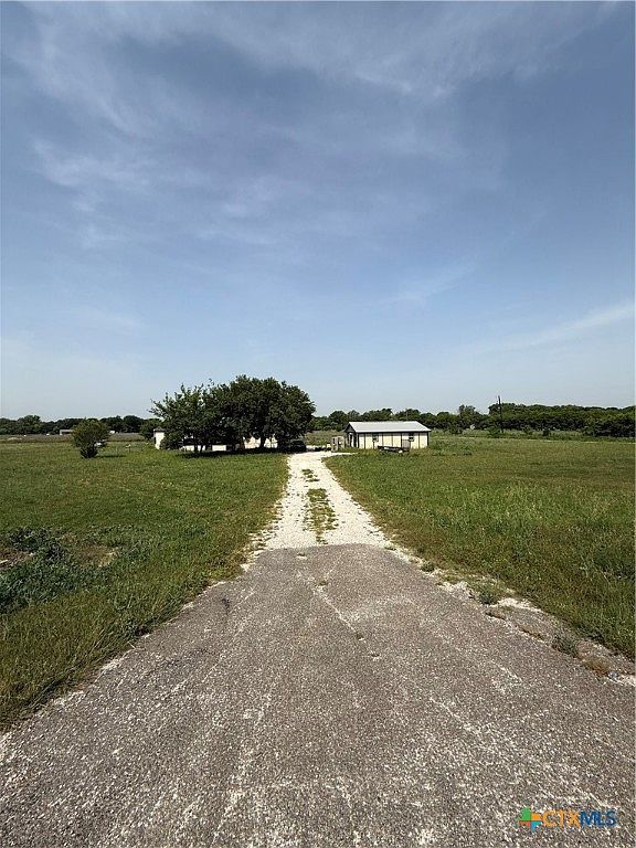 17717 S Highway 281 Lampasas, TX 76550 - Thumbnail 3