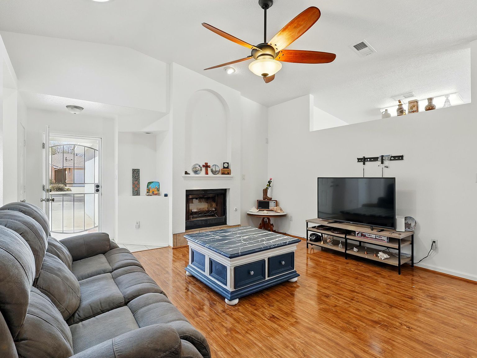 6901 Verano Ct NW Albuquerque, NM 87120 - Thumbnail 3