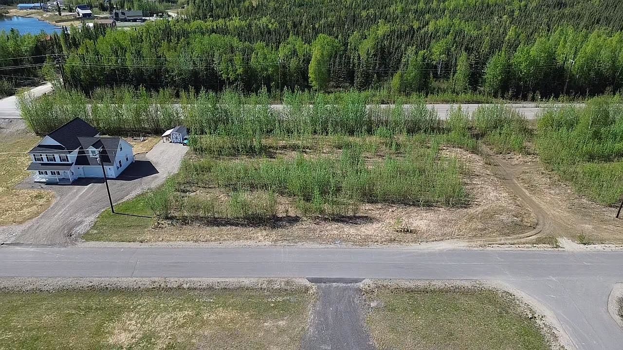 2527 Therron St North Pole, AK 99705 - Thumbnail 3