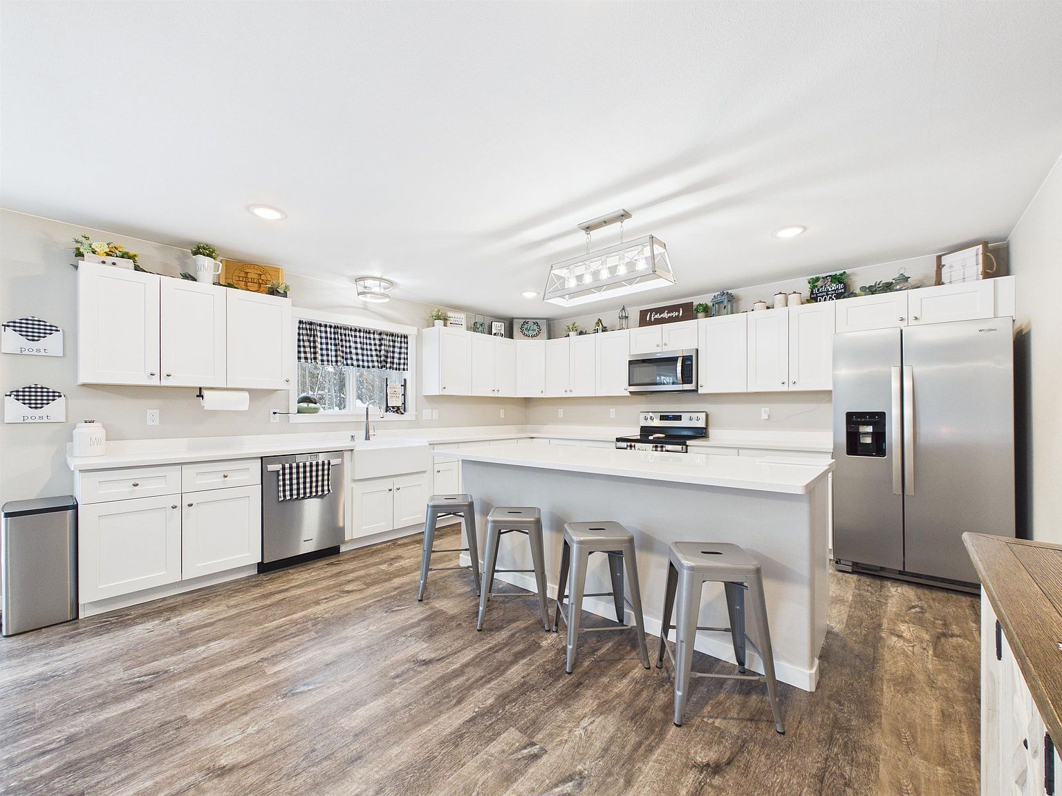 1200 Florice Dr North Pole, AK 99705 - Thumbnail 3