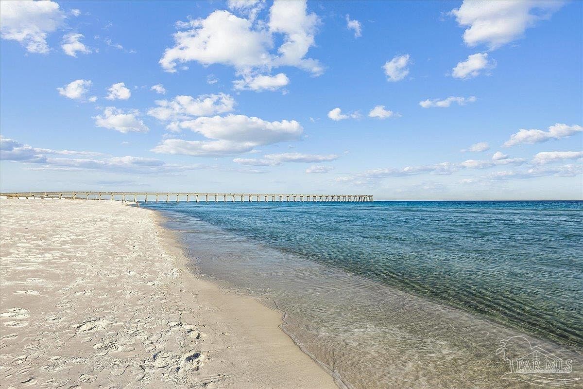 8501 Gulf Blvd #Penthouse 2f Navarre, FL 32566 - Thumbnail 3