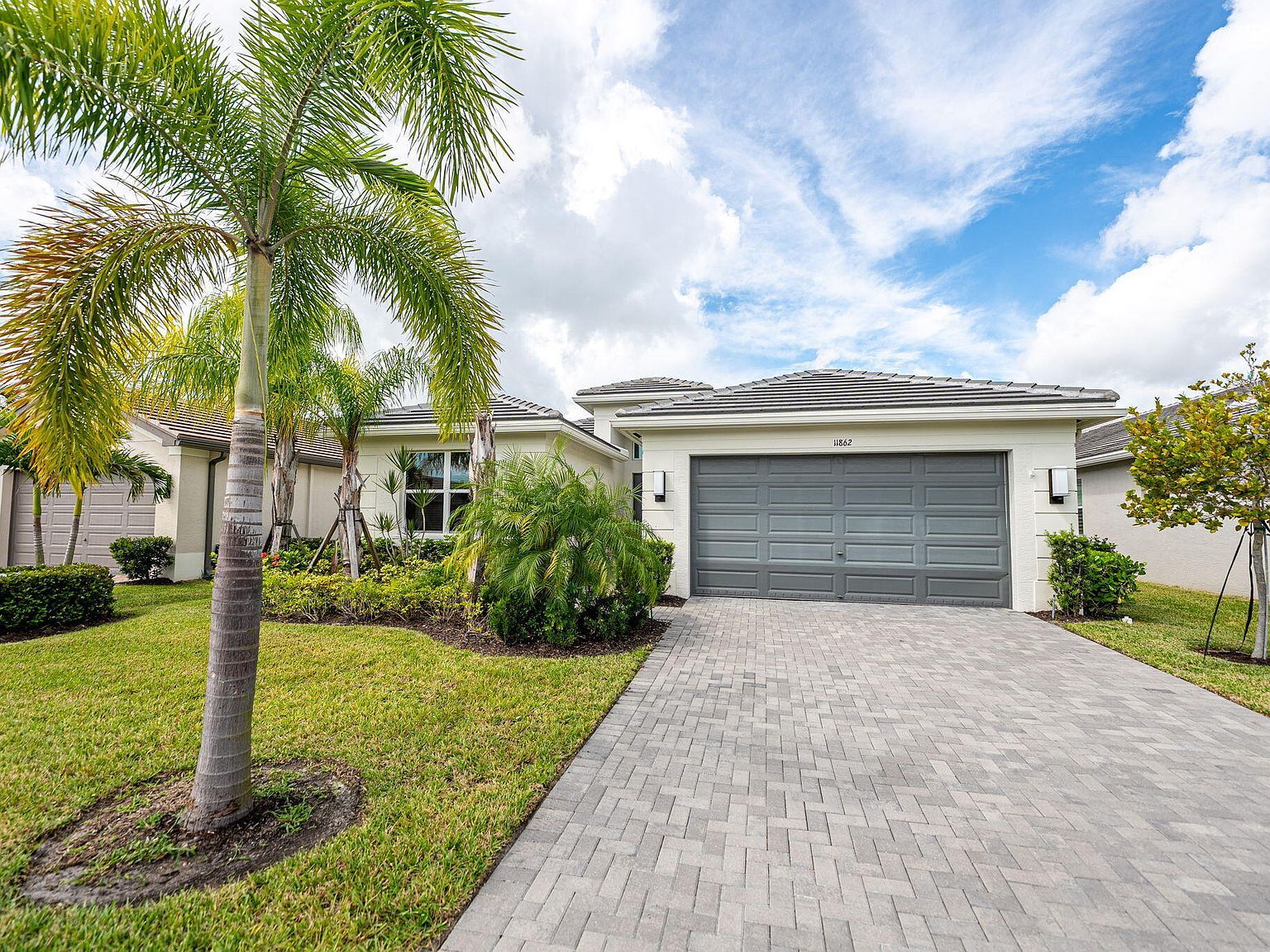 11862 SW Bristol Bay Dr Port Saint Lucie, FL 34987 - Thumbnail 3