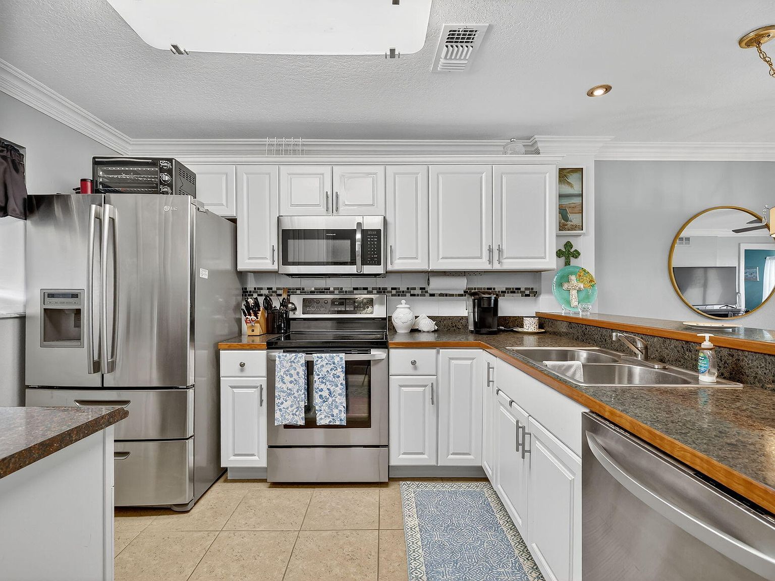 2050 Oleander Blvd APT 1-303 Fort Pierce, FL 34950 - Thumbnail 3