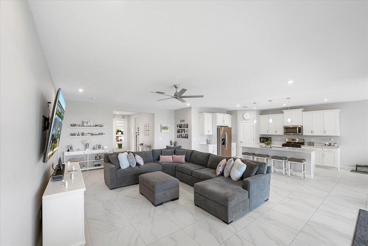 10183 SW Orana Dr Pt Saint Lucie, FL 34987 - Thumbnail 3