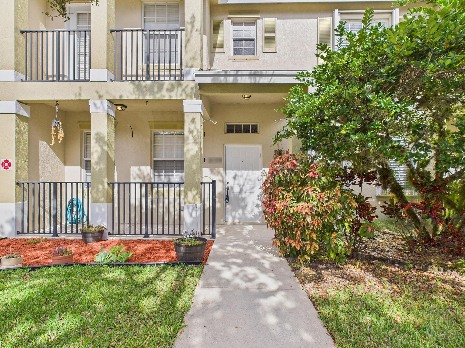 2139 SE Jamieson Dr Port Saint Lucie, FL 34952 - Thumbnail 3