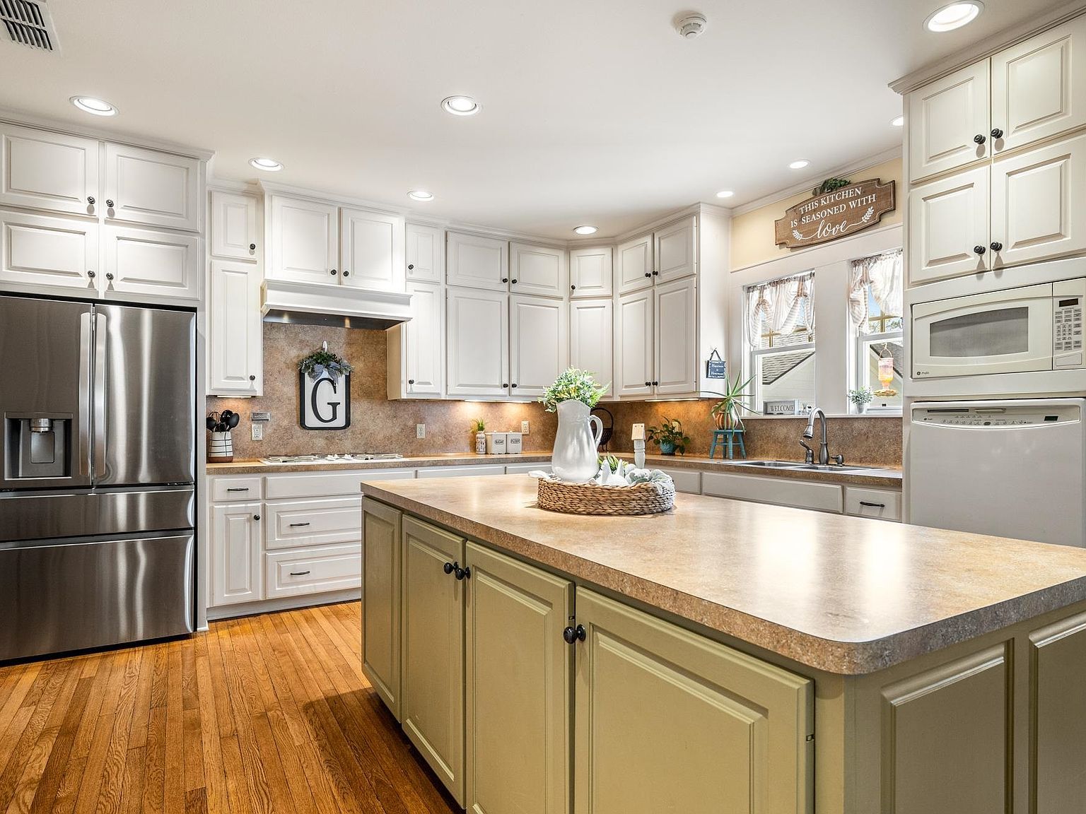 1208 Pine St Kilgore, TX 75662 - Thumbnail 3