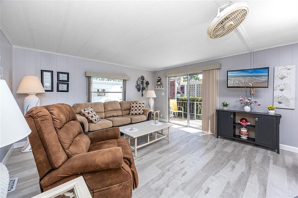 7803 46th Ave N LOT 2 Saint Petersburg, FL 33709 - Thumbnail 3