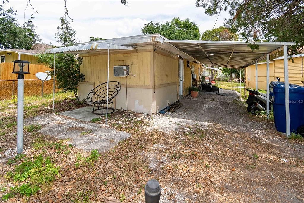 1144 7th St NW Largo, FL 33770 - Thumbnail 3