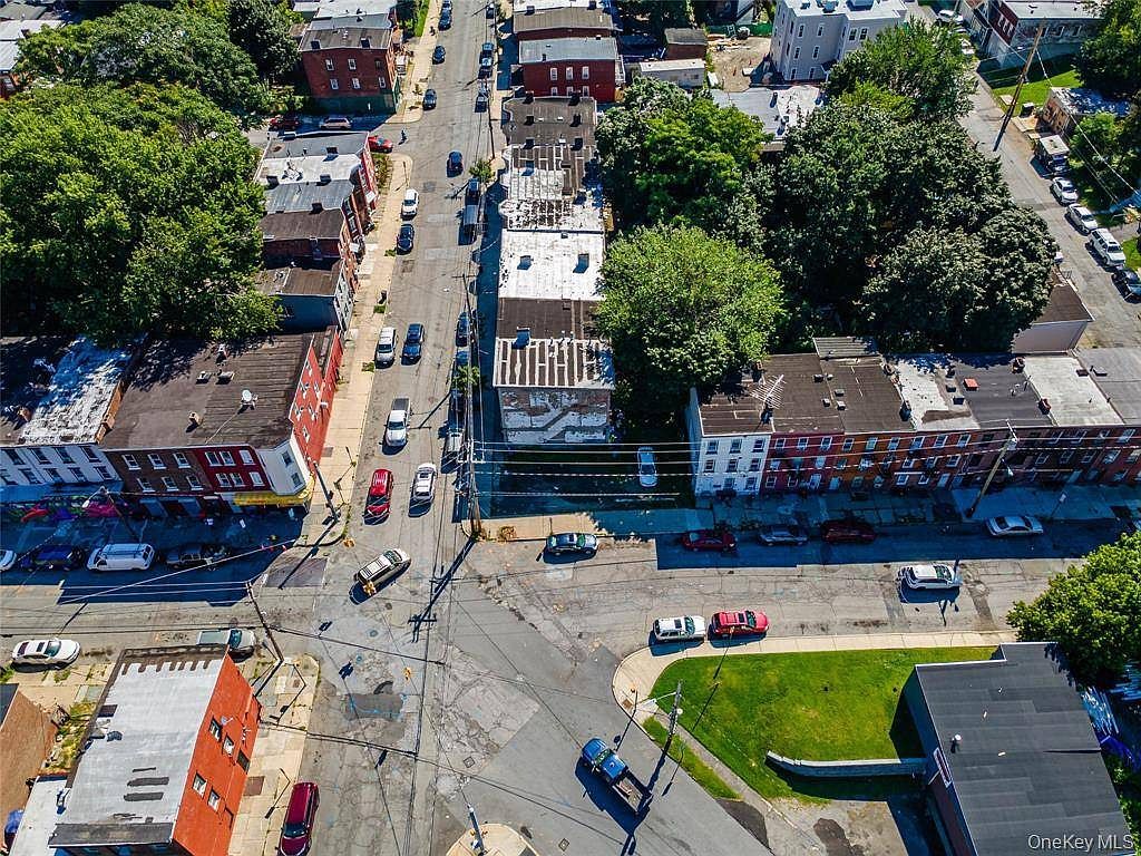 193 Renwick St Newburgh, NY 12550 - Thumbnail 3