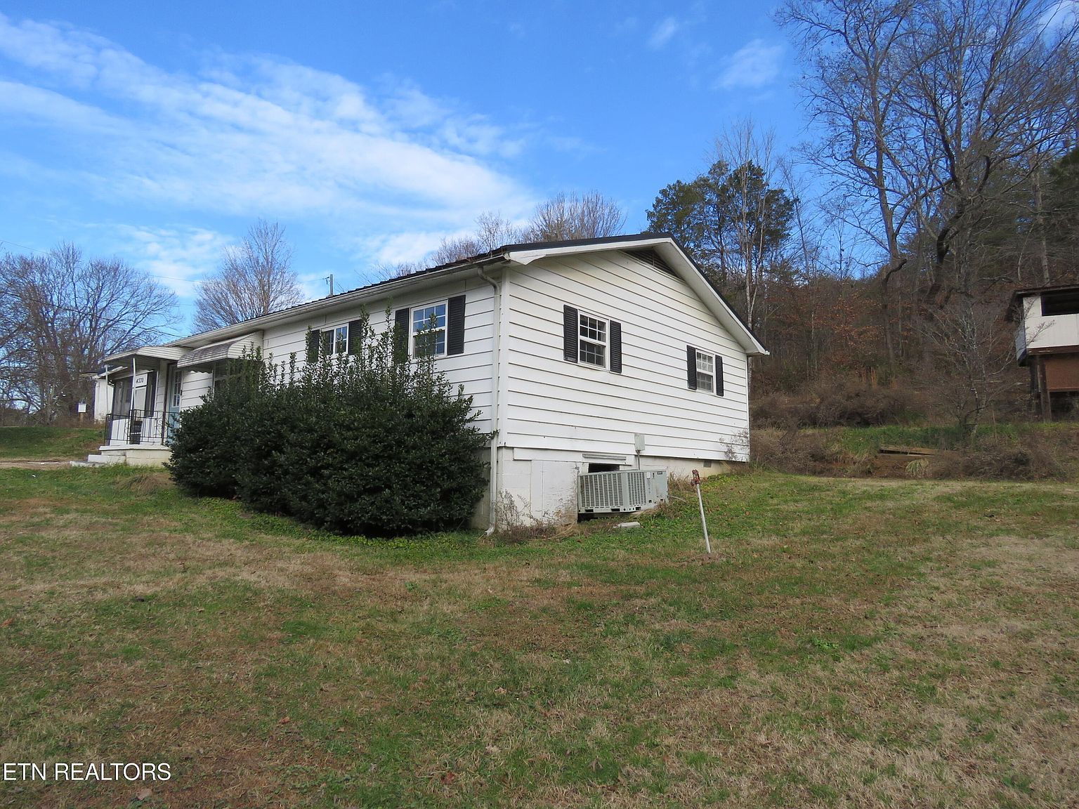 4330 Fulton Rd Corryton, TN 37721 - Thumbnail 3