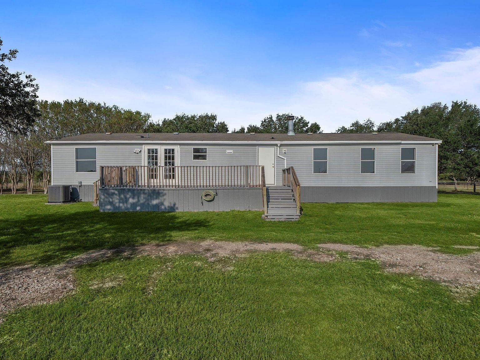 220 Klesel Rd Schulenburg, TX 78956 - Thumbnail 3