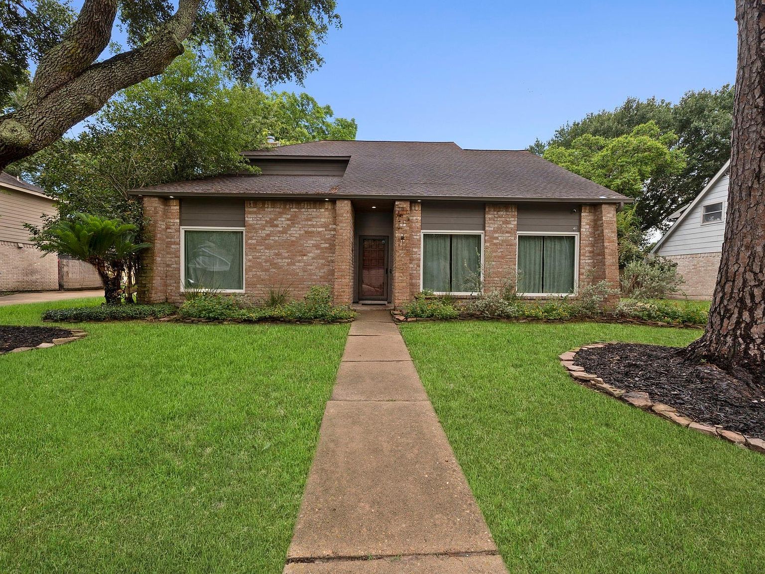 8151 Silent Cedars Dr Houston, TX 77095 - Thumbnail 3
