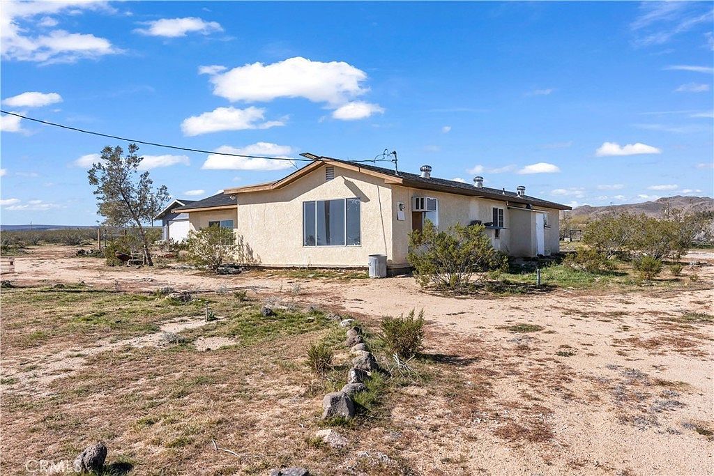 1754 Fortuna Ave Landers, CA 92285 - Thumbnail 3