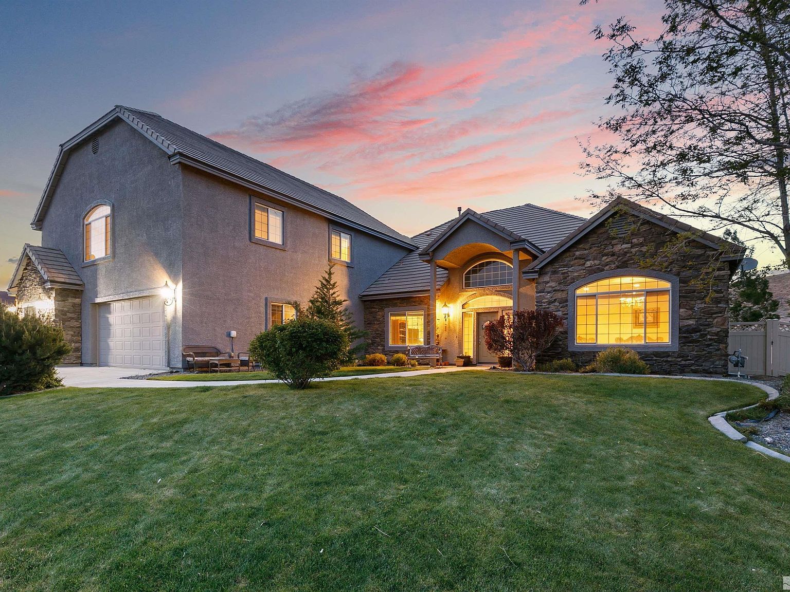 134 Denio Dr Dayton, NV 89403 - Thumbnail 3