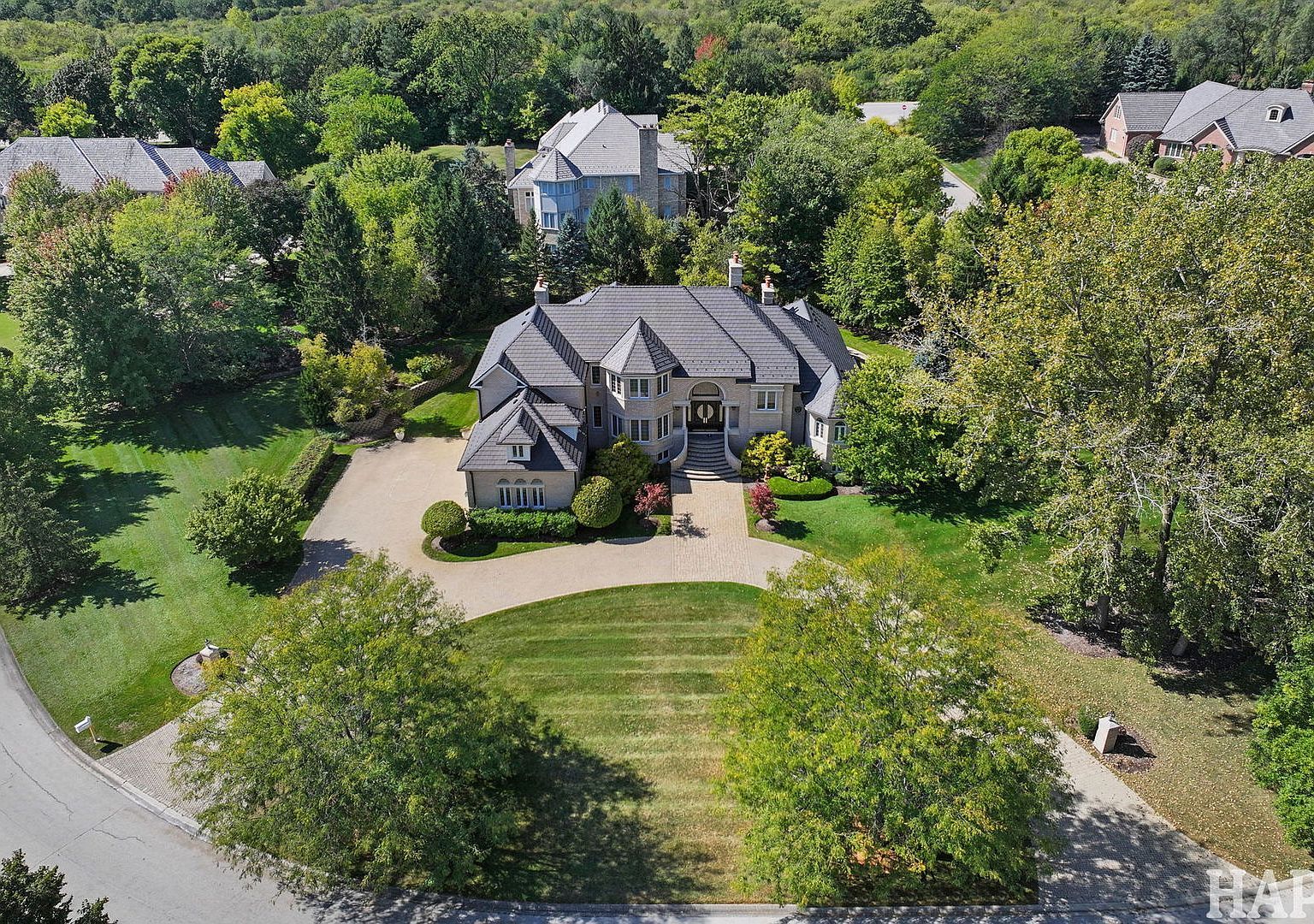 8 Farmington Rd South Barrington, IL 60010 - Thumbnail 3