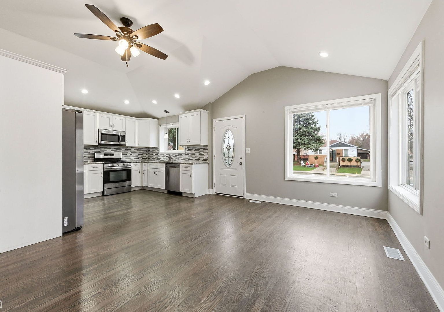 7701 S Christiana Ave Chicago, IL 60652 - Thumbnail 3