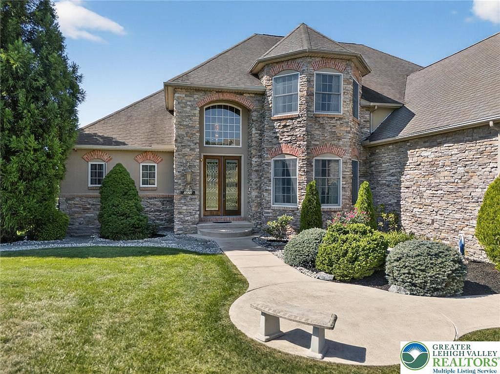 5820 Harvest Pl Schnecksville, PA 18078 - Thumbnail 3