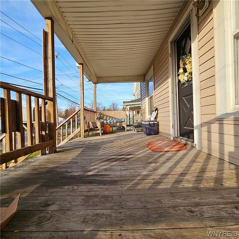 182 State St Medina, NY 14103 - Thumbnail 3