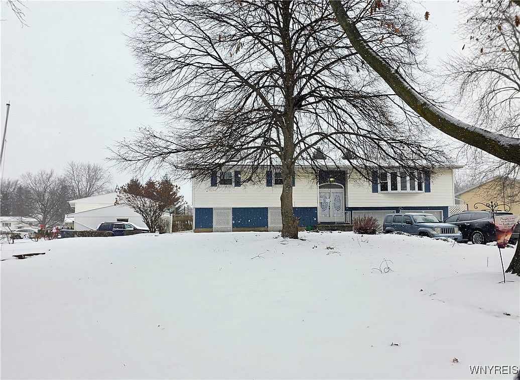 17 Manor Ln Middleport, NY 14105 - Thumbnail 3