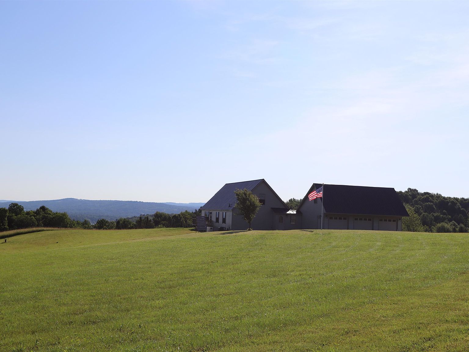 1293 City Farm Rd Newport Center, VT 05857 - Thumbnail 3