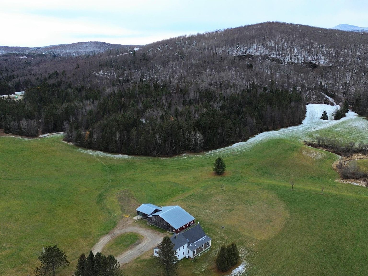 1733 Route 105 W Island Pond, VT 05846 - Thumbnail 3