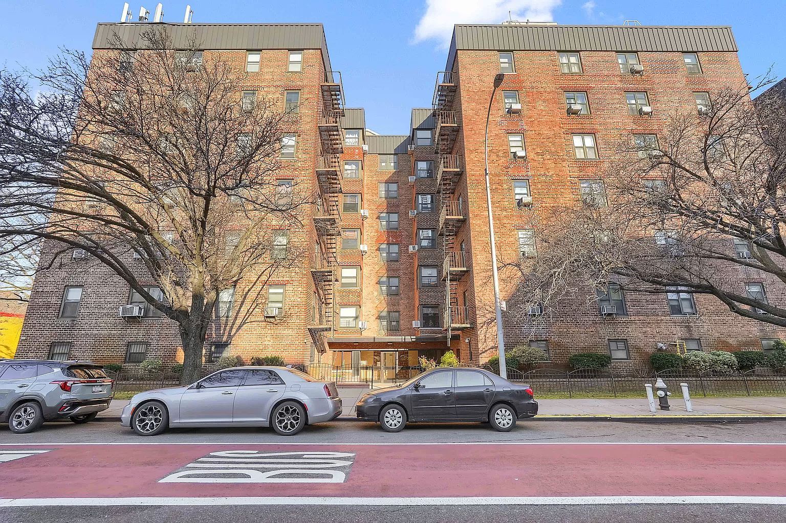 90-09 Northern Blvd APT 303 East Elmhurst, NY 11369 - Thumbnail 3