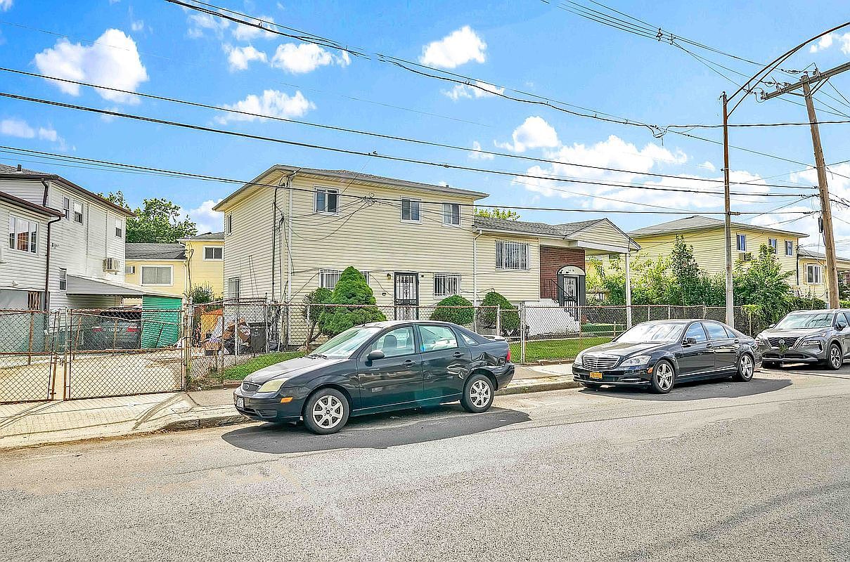 11536 157th St Jamaica, NY 11434 - Thumbnail 3