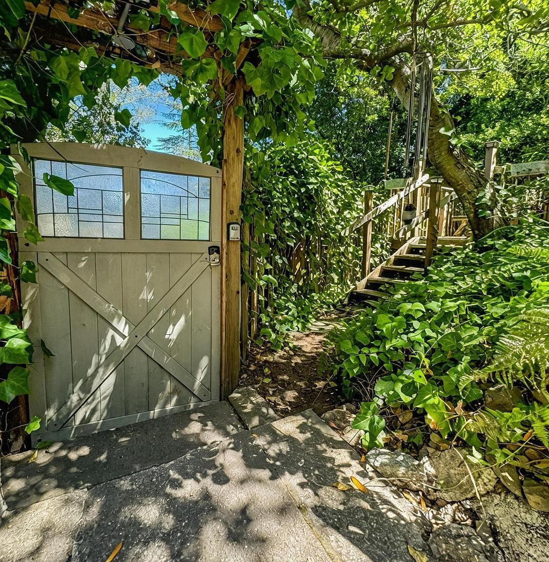 107 Stadium Ave Mill Valley, CA 94941 - Thumbnail 3