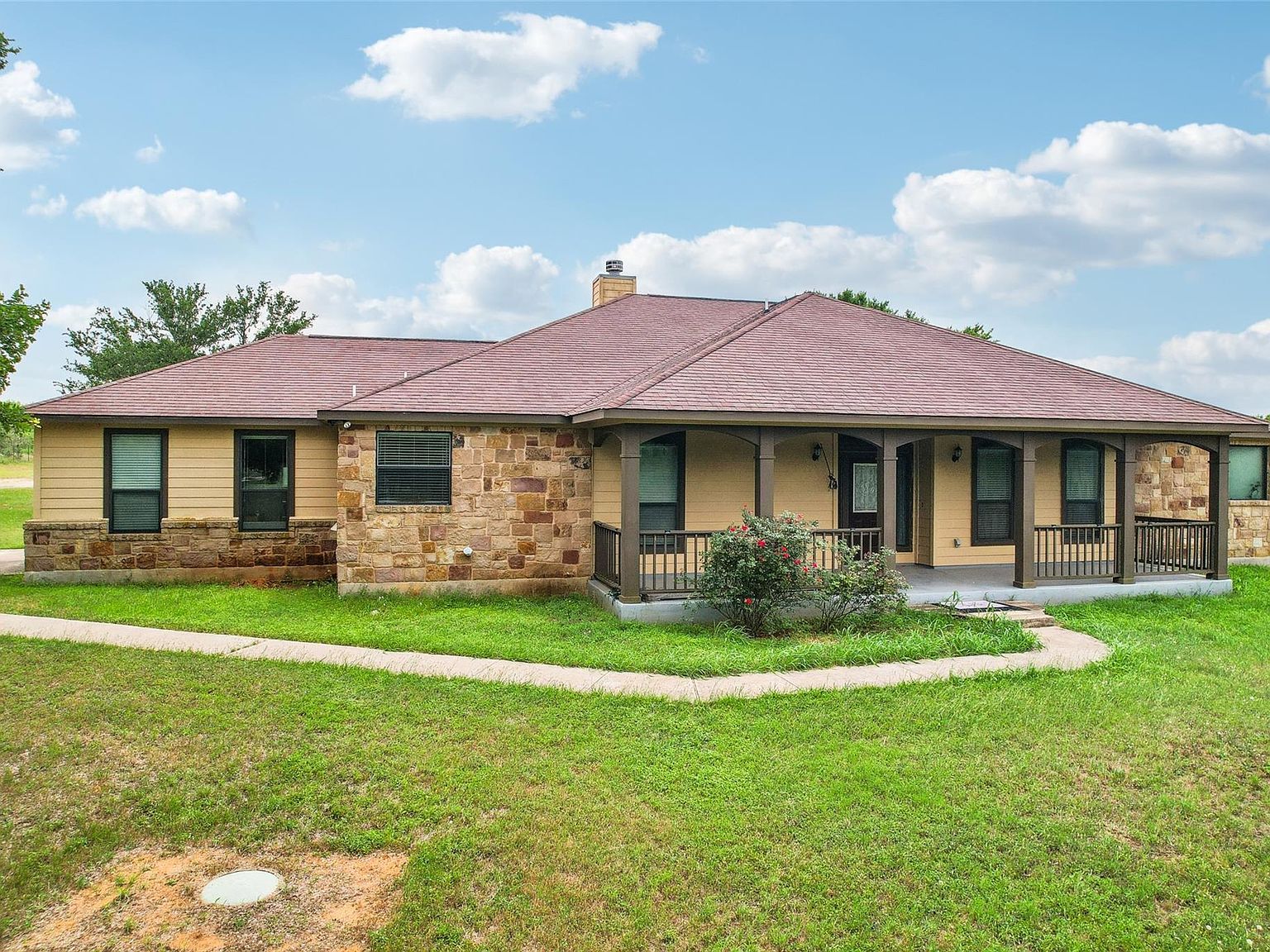 2300 Tumbleweed Trl Dale, TX 78616 - Thumbnail 3