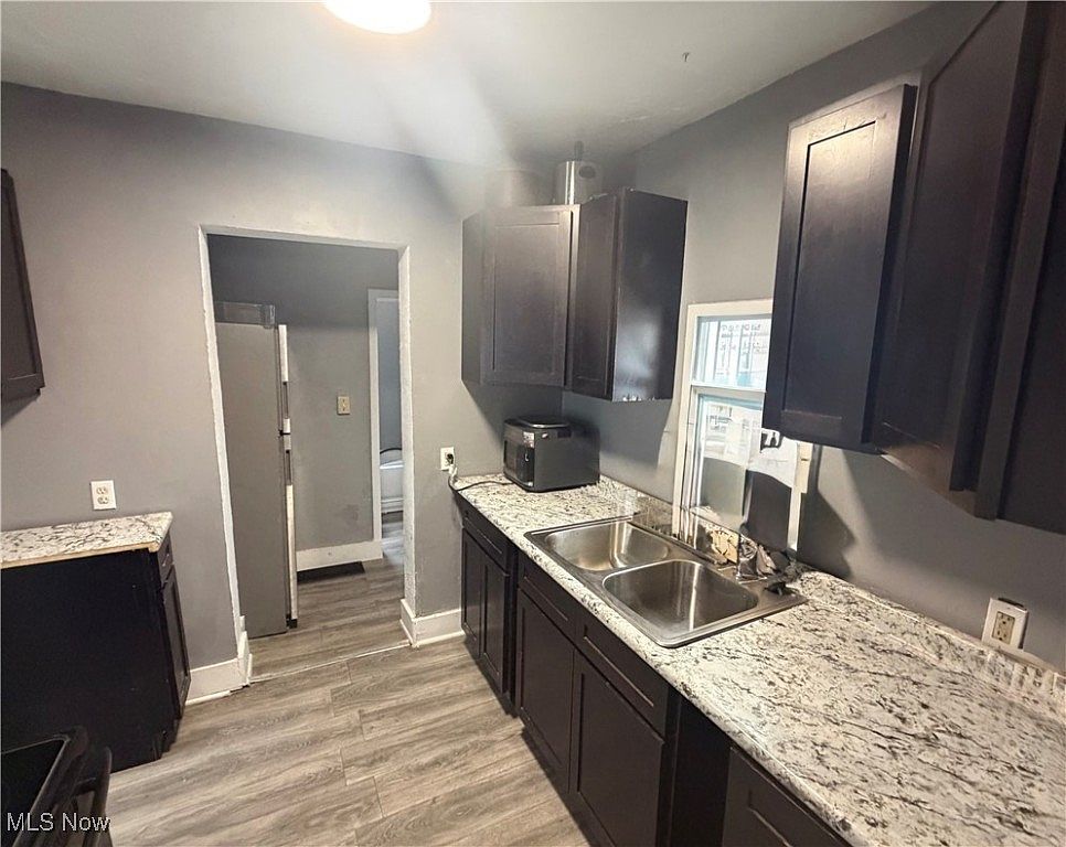 1138 7th Ave Akron, OH 44306 - Thumbnail 3