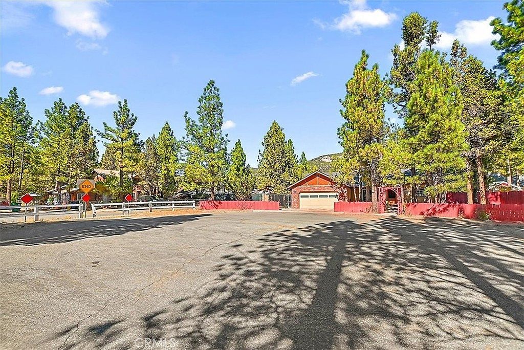 401 E Angeles Blvd Big Bear City, CA 92314 - Thumbnail 3