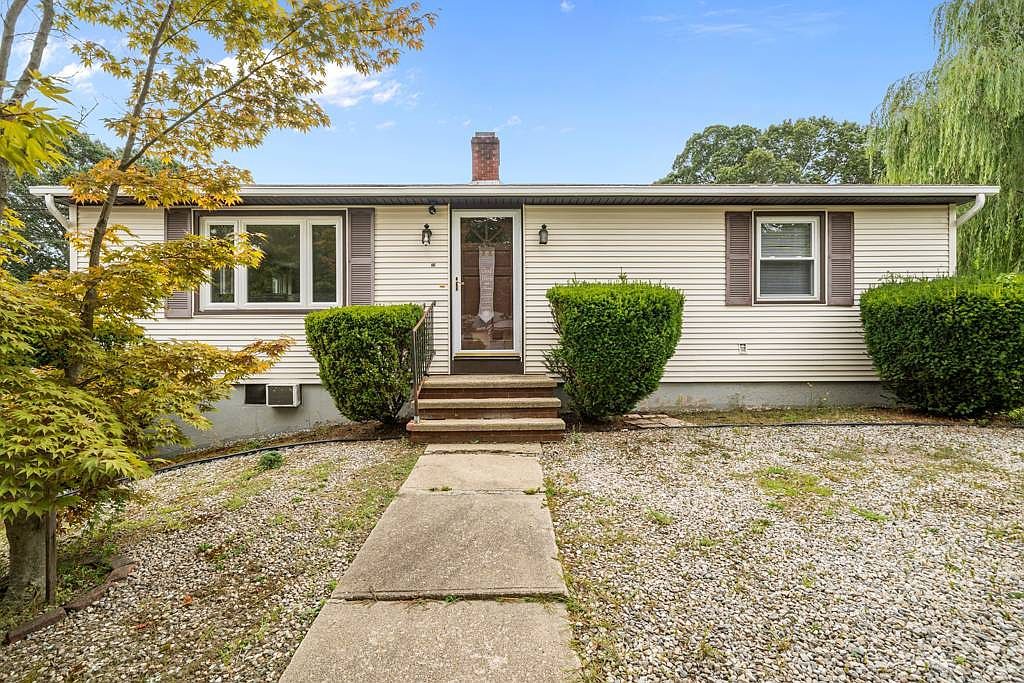 30 Lillian Rd Johnston, RI 02919 - Thumbnail 3