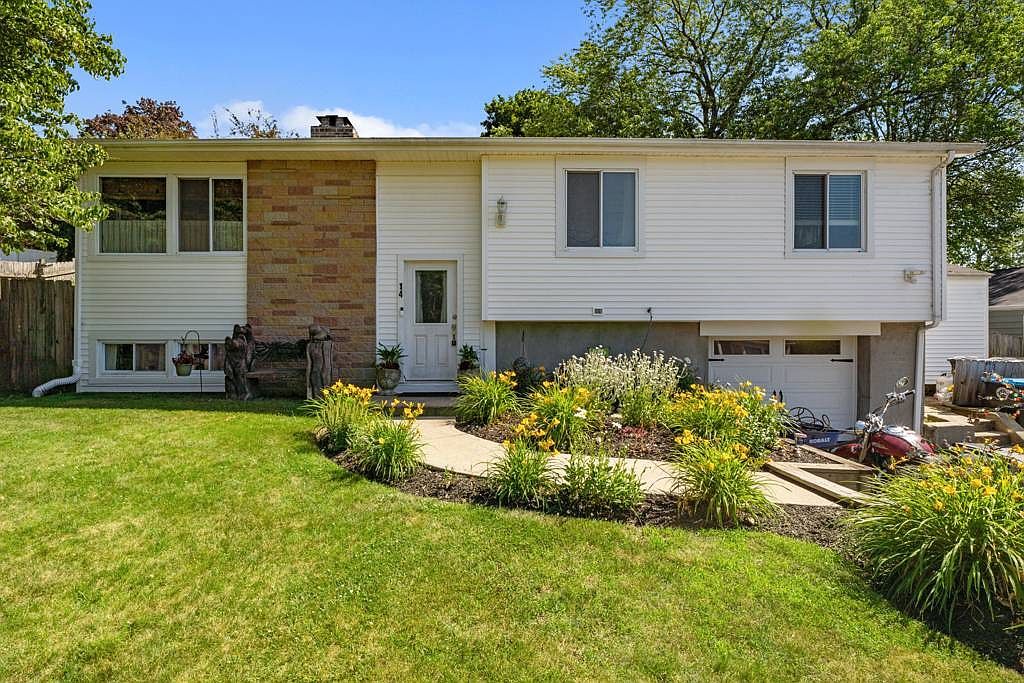 14 Lapre Rd North Smithfield, RI 02896 - Thumbnail 3