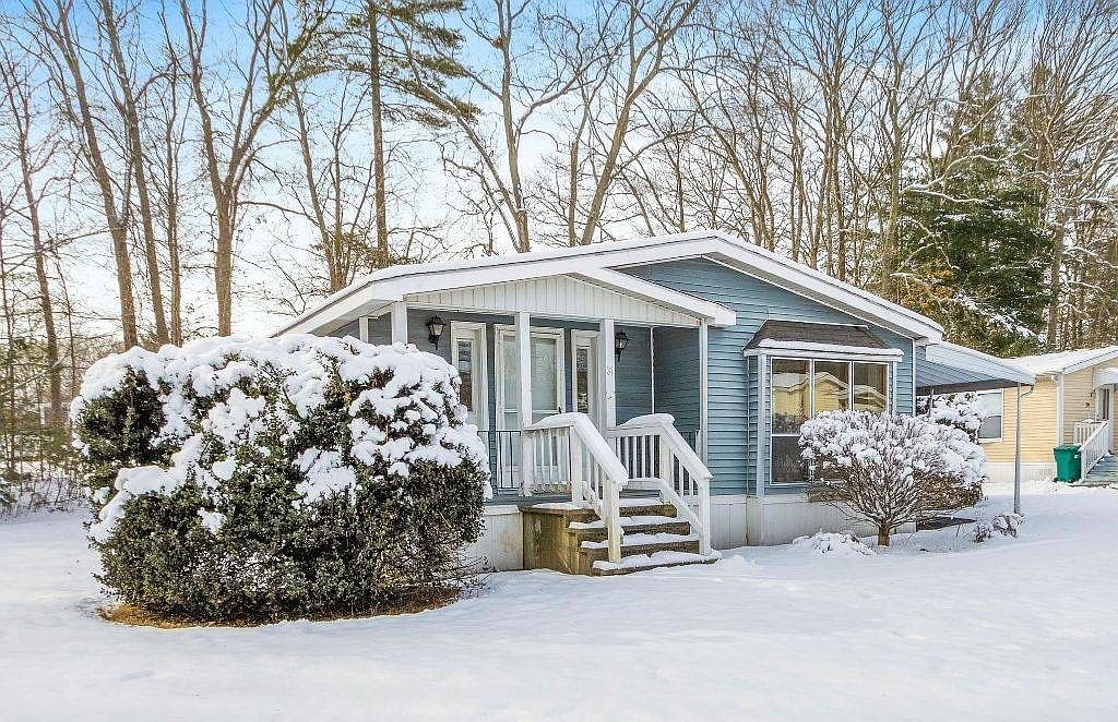 31 Friendship Dr West Bridgewater, MA 02379 - Thumbnail 3