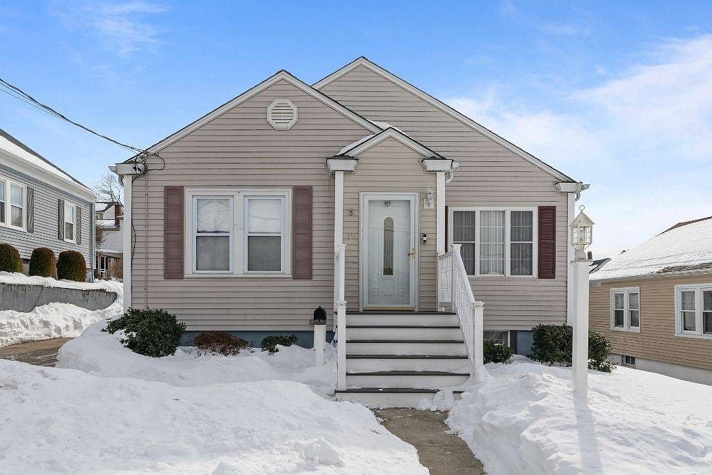 19 Benedict St North Providence, RI 02904 - Thumbnail 3